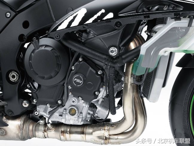川崎大牛zx10r和h2发动机一样吗,川崎大牛zx10r和zx10rr