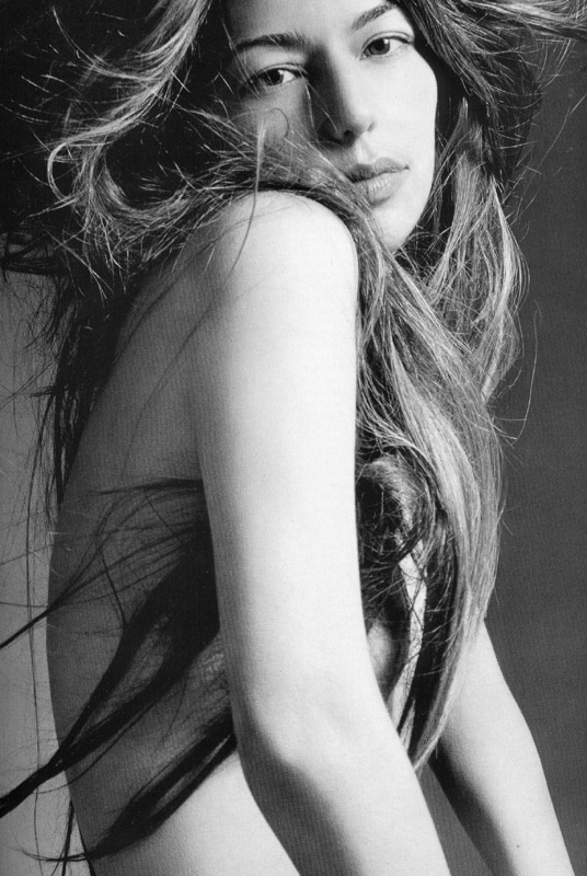 这个俘获“无耻混蛋”的名门之后,太风流了!