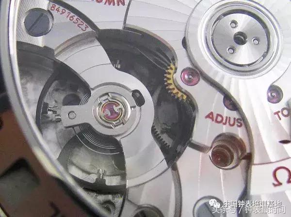 瑞士原装手表避震器怎样鉴定真假,名表质量鉴定