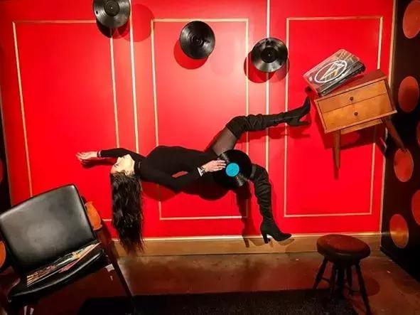 空姐可以纹身么,空姐可以纹身吗