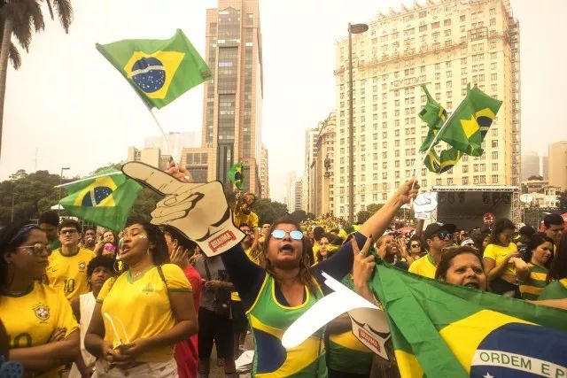 巴西世界杯光辉岁月,万人瞩目的世界杯