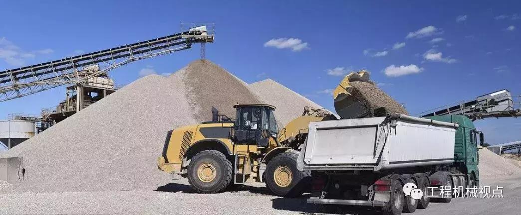 挖掘机铲斗无力怎么回事,装载机铲斗收不回的原因