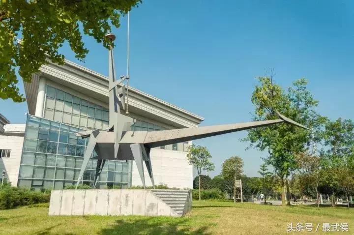 去成都上大学需要给孩子准备什么,去成都读大学有什么要注意的