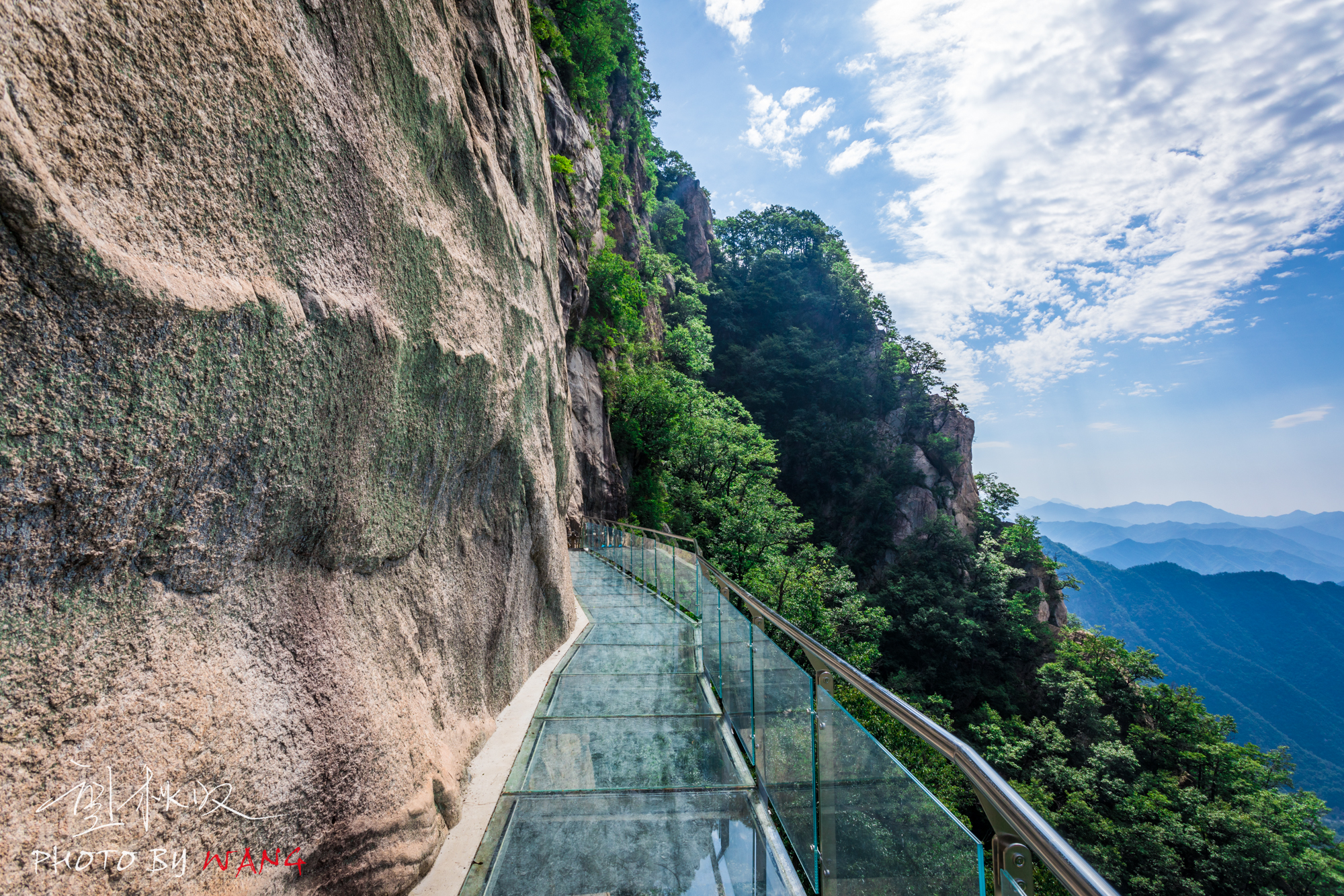 自带空调的白云山,人在画中游,水在空中舞