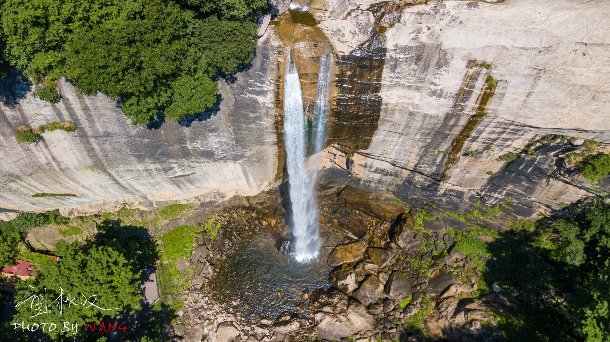自带空调的白云山,人在画中游,水在空中舞