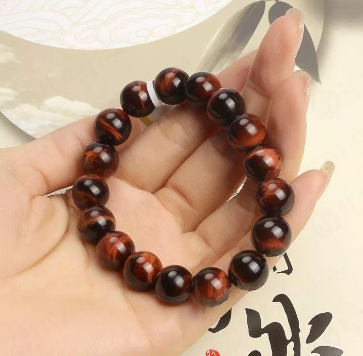 总觉得手腕空落落？那是因为你还缺个水晶手链！