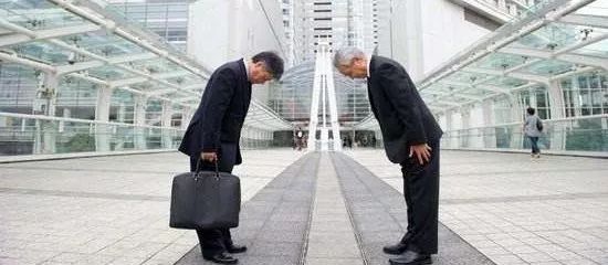 我聘请的总经理走了，留下一封信｜老板与职业经理的博弈思考