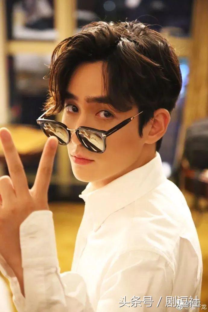 朱一龙王嘉尔图鉴 (朱一龙连续29天唯一破九)