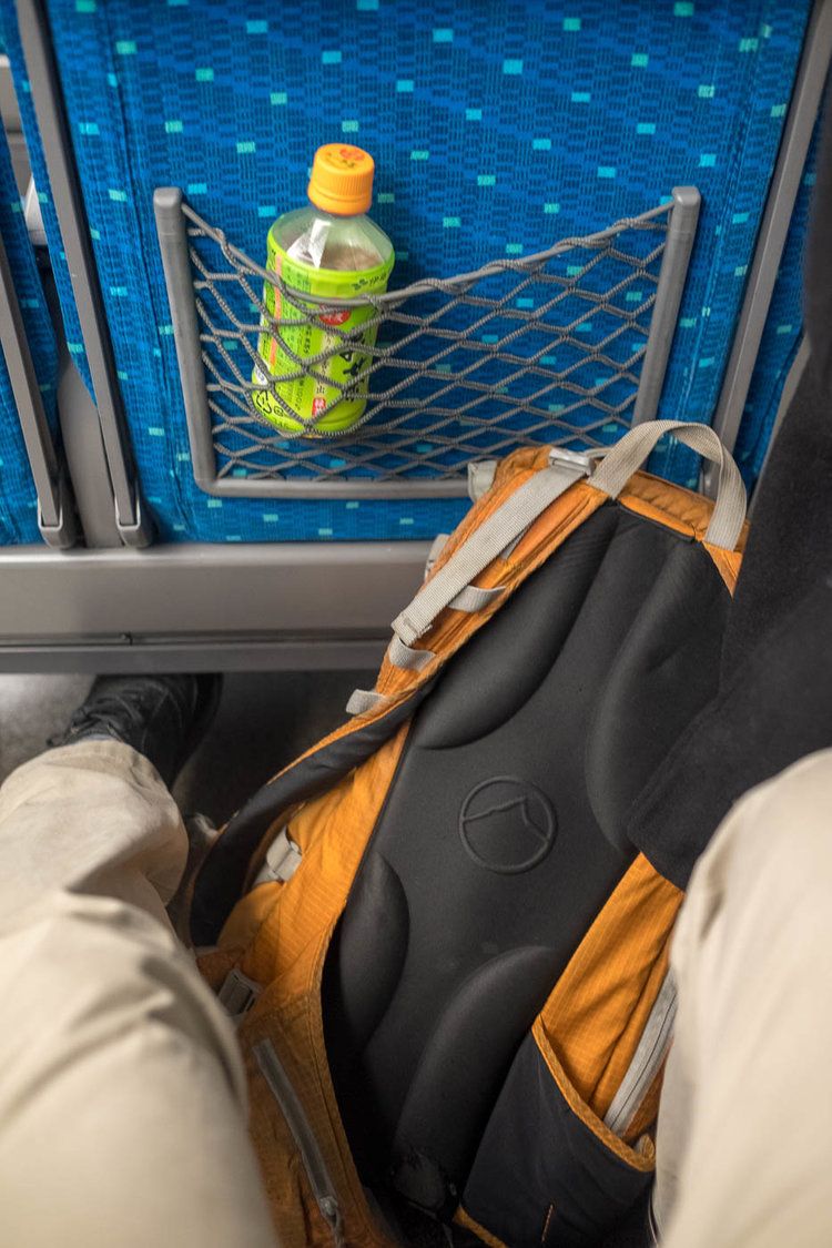 外媒看欧美体验中国高铁,外国网友谈中国高铁体验