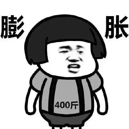 当中国男足脱掉衣服全世界都吐了！年薪1亿白斩鸡身材！