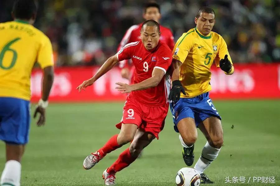 比国足还扎心！安踏特步们的球衣，为何从来没在世界杯上出现过？