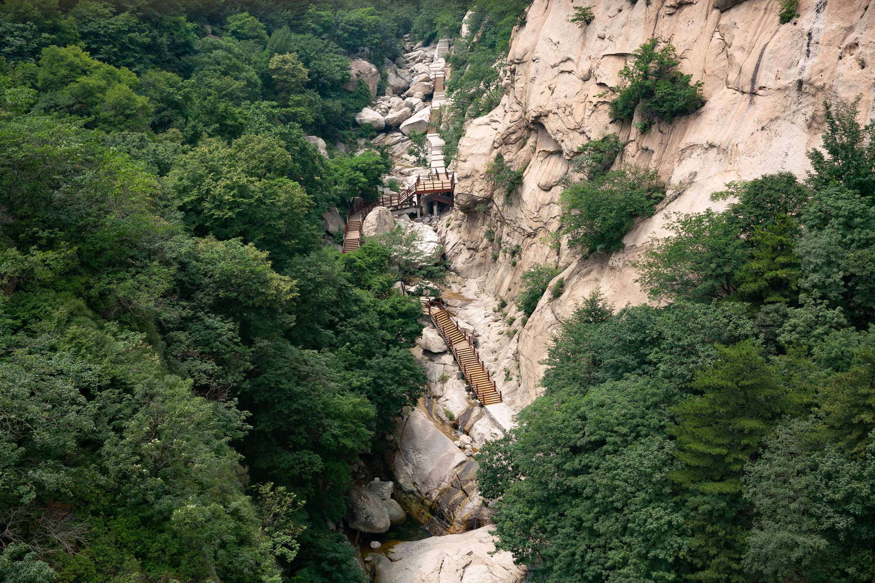 秦皇岛避暑一日游攻略,秦皇岛旅游祖山攻略