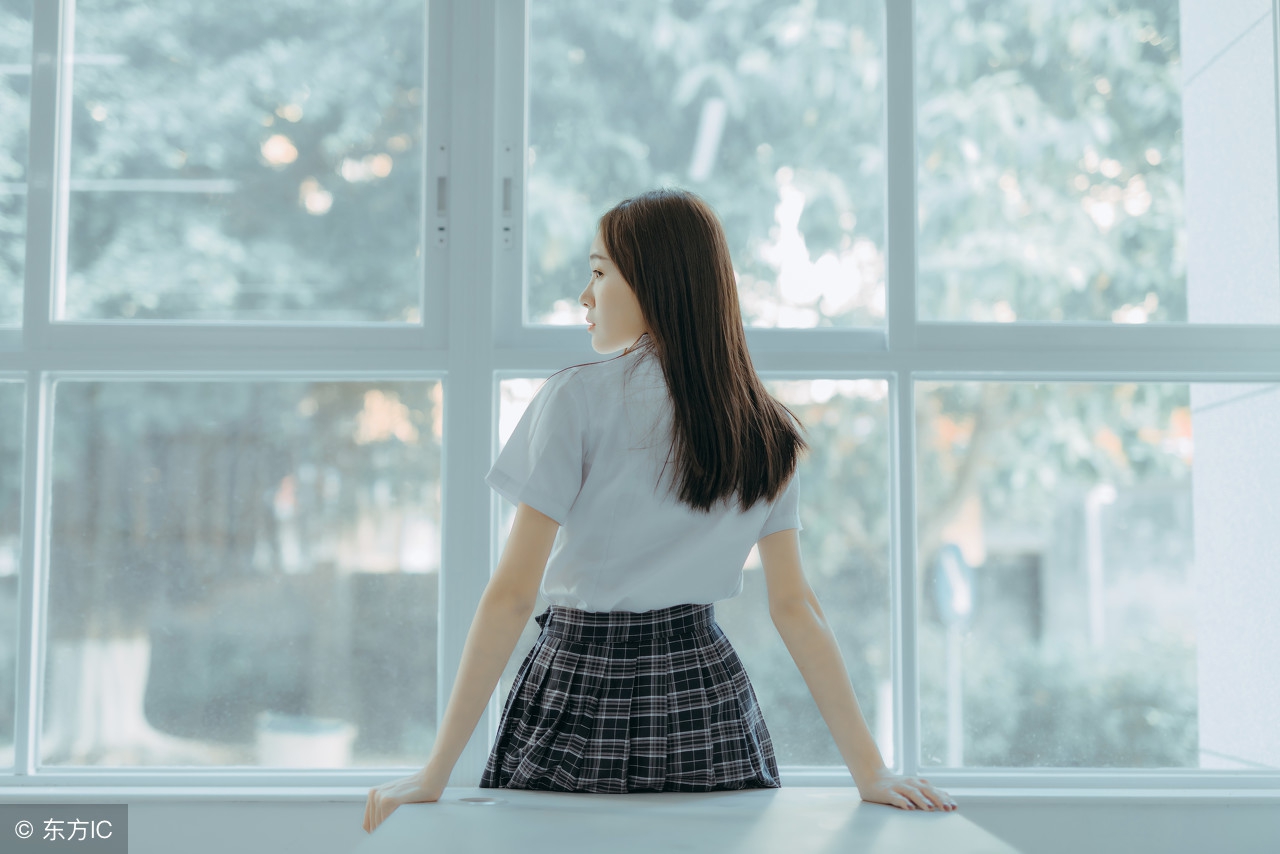 青春期的暗恋最好埋在心底,青春时的暗恋大多无疾而终