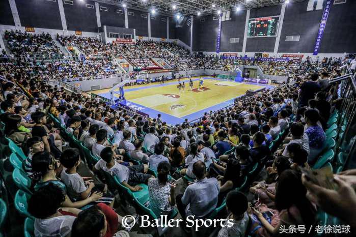 场上针锋相对场下惺惺相惜,场上战争场下互相尊重