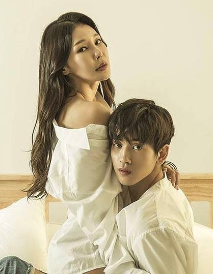 韩国米娜与老公综艺,米娜和她老公一起参加的综艺