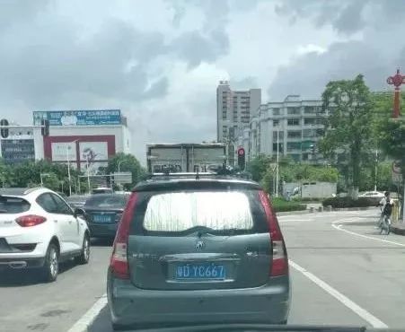 年审的时候车窗膜全贴了有影响吗,汽车车窗膜年审要求