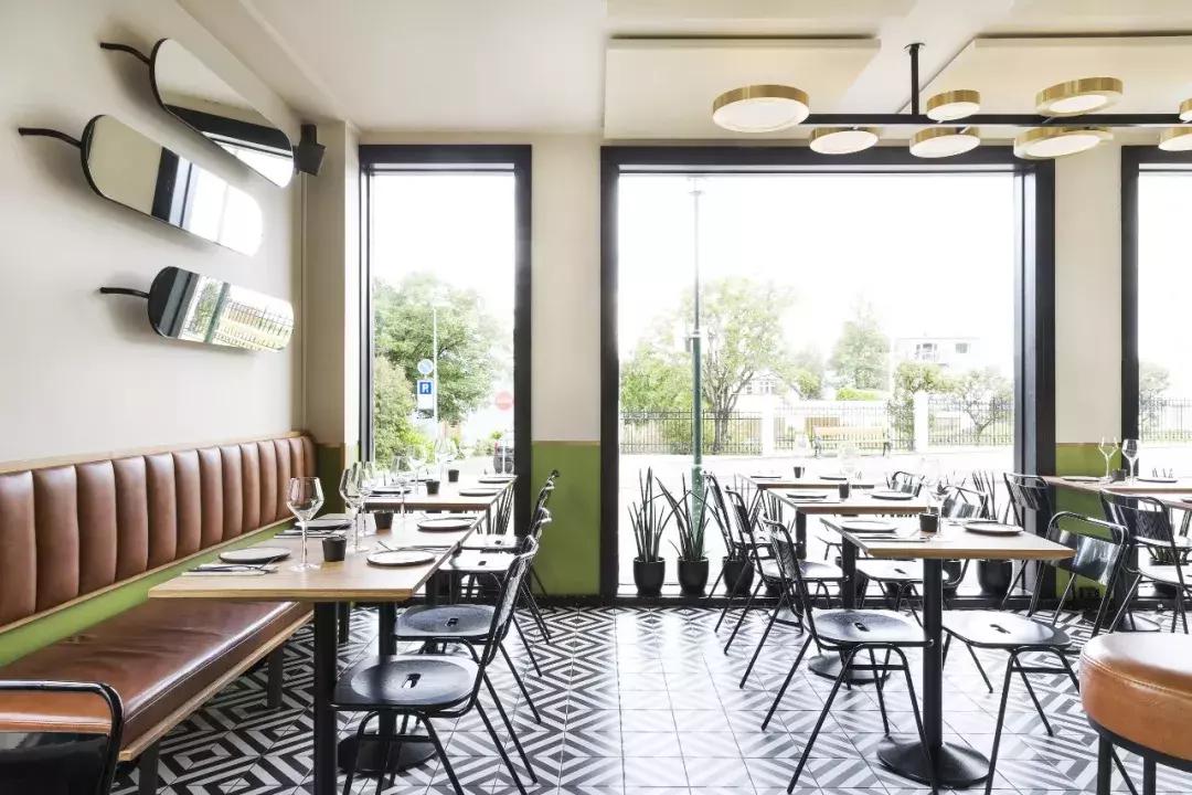 冰岛足球的风格,冰岛室内足球场