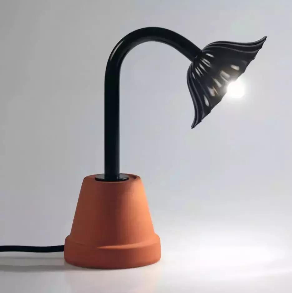 冰岛足球的风格,冰岛室内足球场