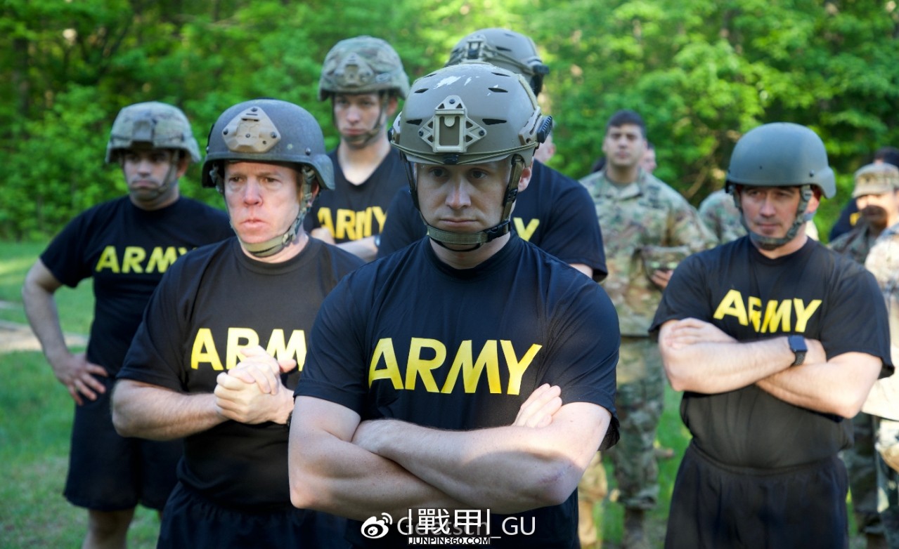 美国陆军步兵个人自购和配发装备