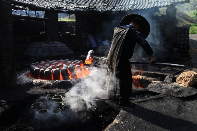 荥经砂器的发展的历史故事,荥经县砂器历史