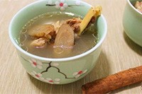 网售大牌化妆品,揭秘化妆品批发市场