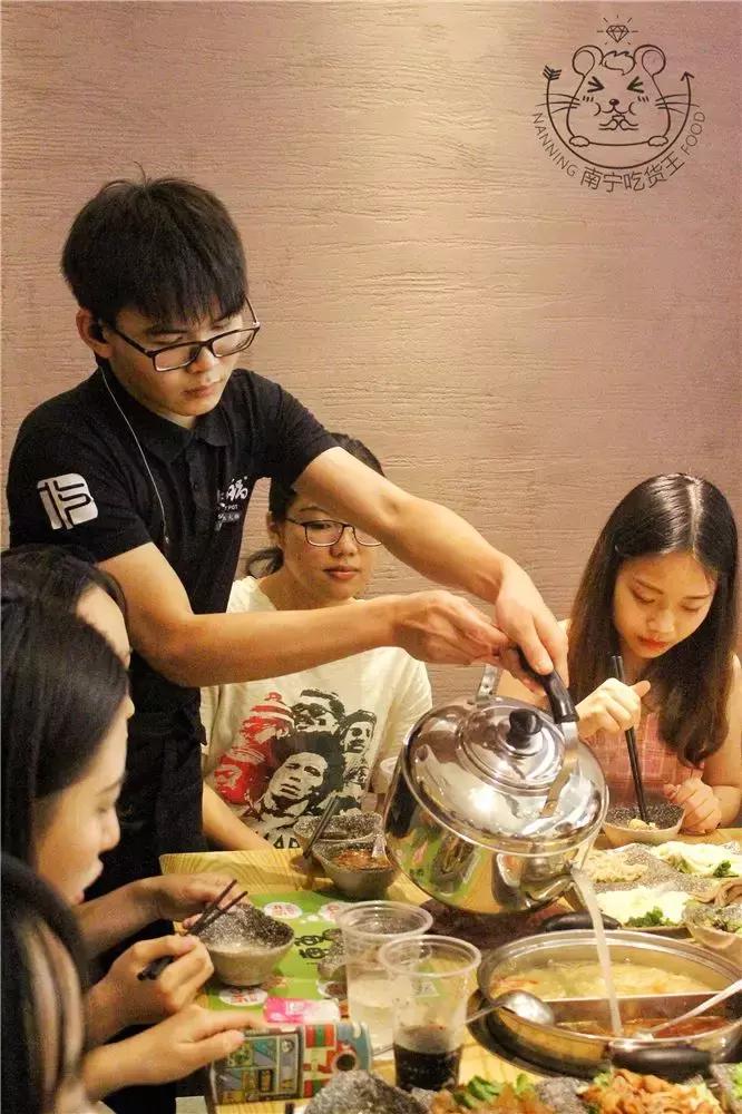 麻辣火锅鲜鸭血,麻辣火锅鸭血