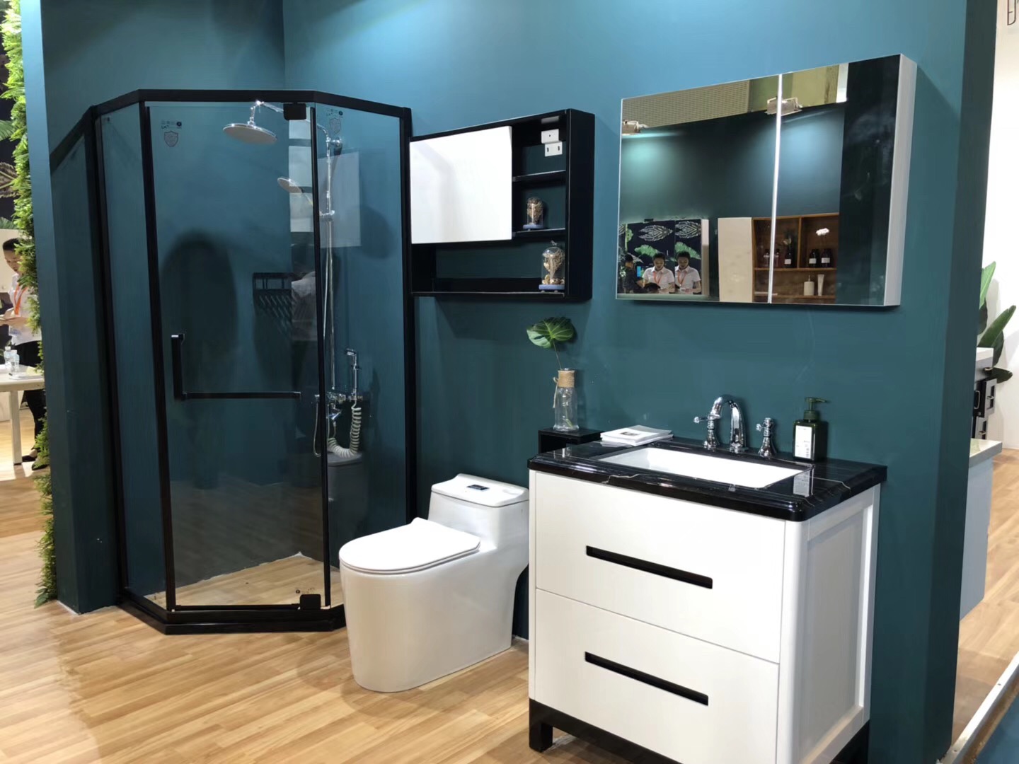 艾米浴室周洪艳：极简设计当道社区商业模式提升消费体验沉浸度