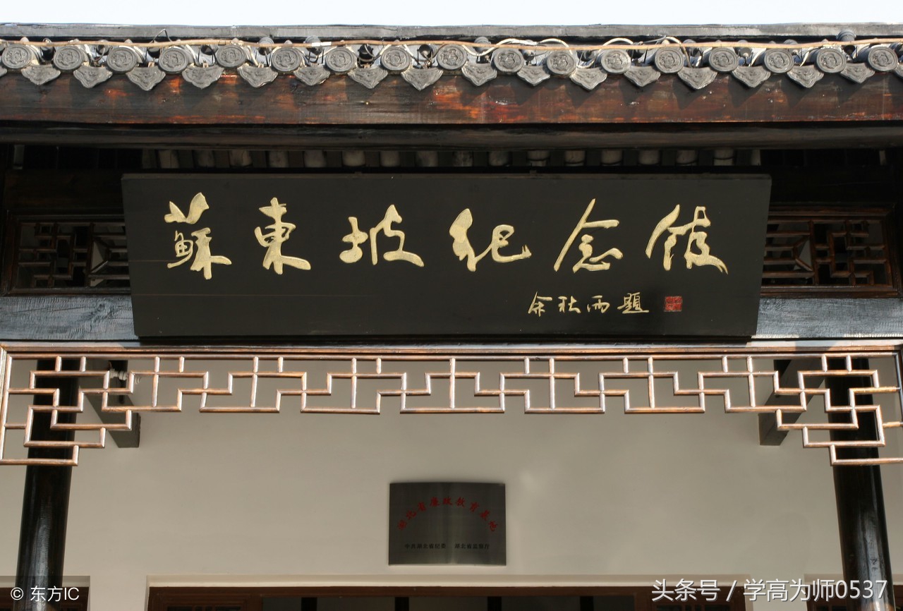 100篇必背经典文言文,曾经背诵过的诗篇还记得几首