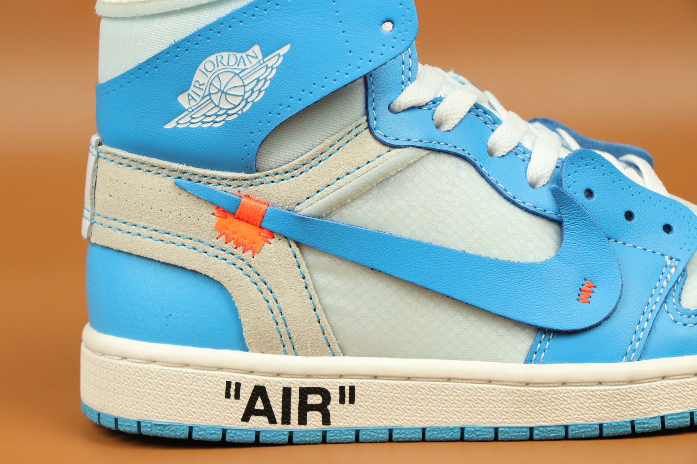 aj球鞋第一款,AJ1球鞋推荐