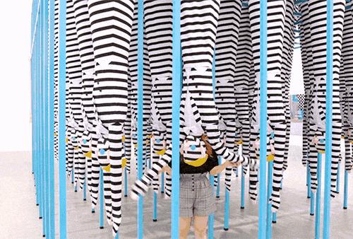 GUCCI出马桶了？纽约爆火的出厂设置展来魔都了，首日就1w人打卡