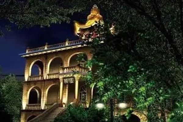 信阳鸡公山避暑排名,四大避暑胜地信阳鸡公山