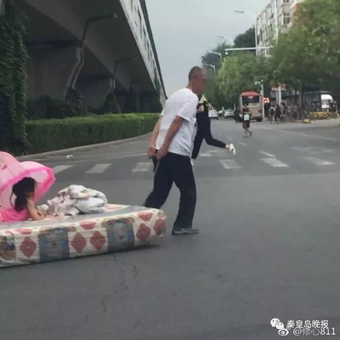 花式遛娃完整视频,马尔代夫花式遛娃视频