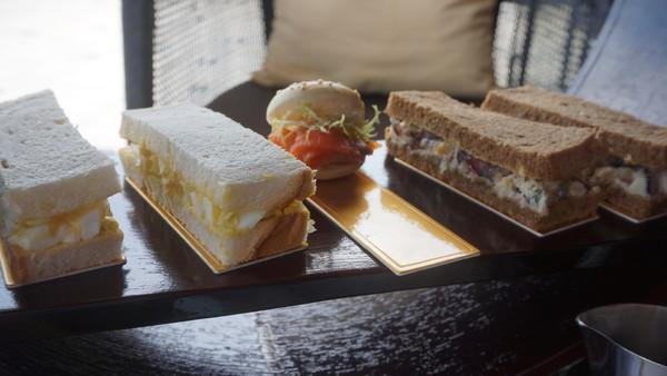 一个人的旅行由风决定,一个人的旅行头像