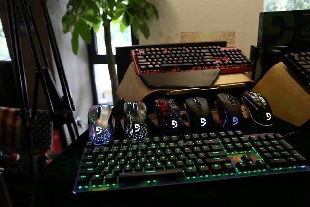 冲击吃鸡巅峰！富勒杯GALPUBG竞技赛S2区域赛硝烟再燃