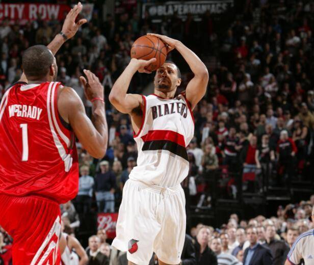 球哥半月板损伤,球哥摘除半月板