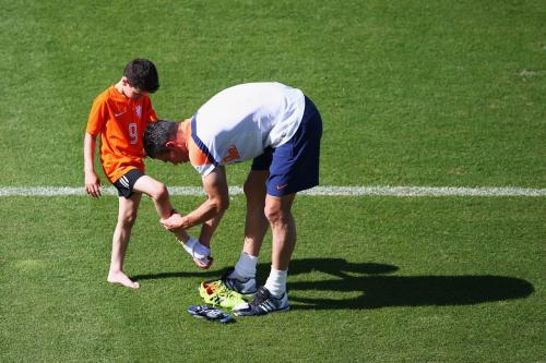 足球明星萌娃,足球巨星遇到篮球巨星