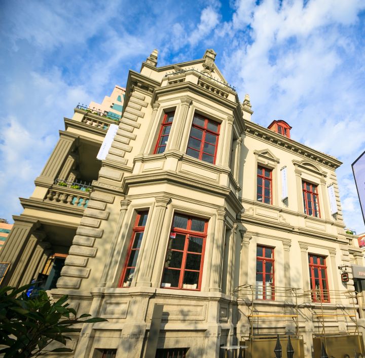 青岛属于一个什么样的城市,青岛是个怎么样的城市