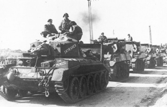 从第一次世界大战开始，坦克就已经娘化了！