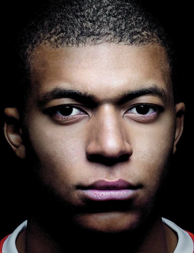 世界杯法国10号姆巴佩黄牌,世界杯决赛姆巴佩遗憾