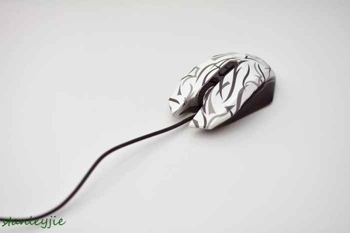 极致电竞体验达尔优em915游戏鼠标,牧马人em915pro鼠标怎么样