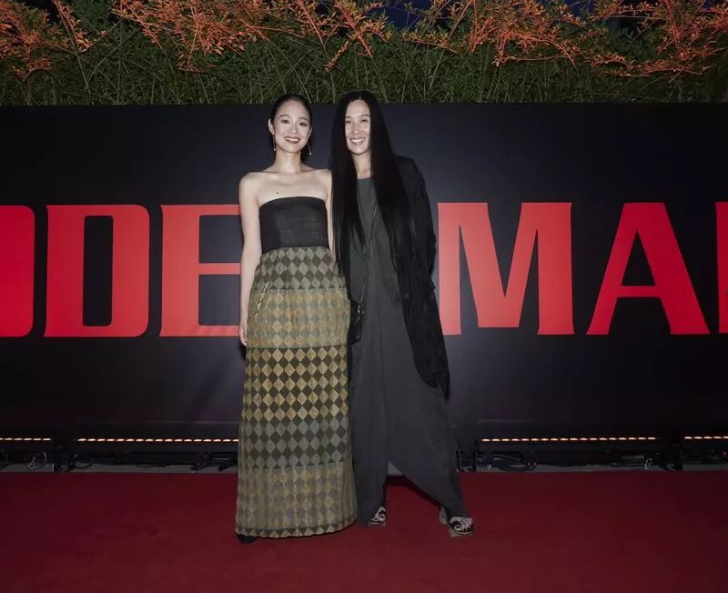 周韵时装采访,高端访谈周韵