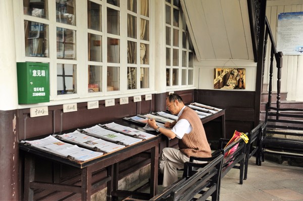 腾冲凤凰宝集泡温泉,腾冲民宿泡温泉推荐