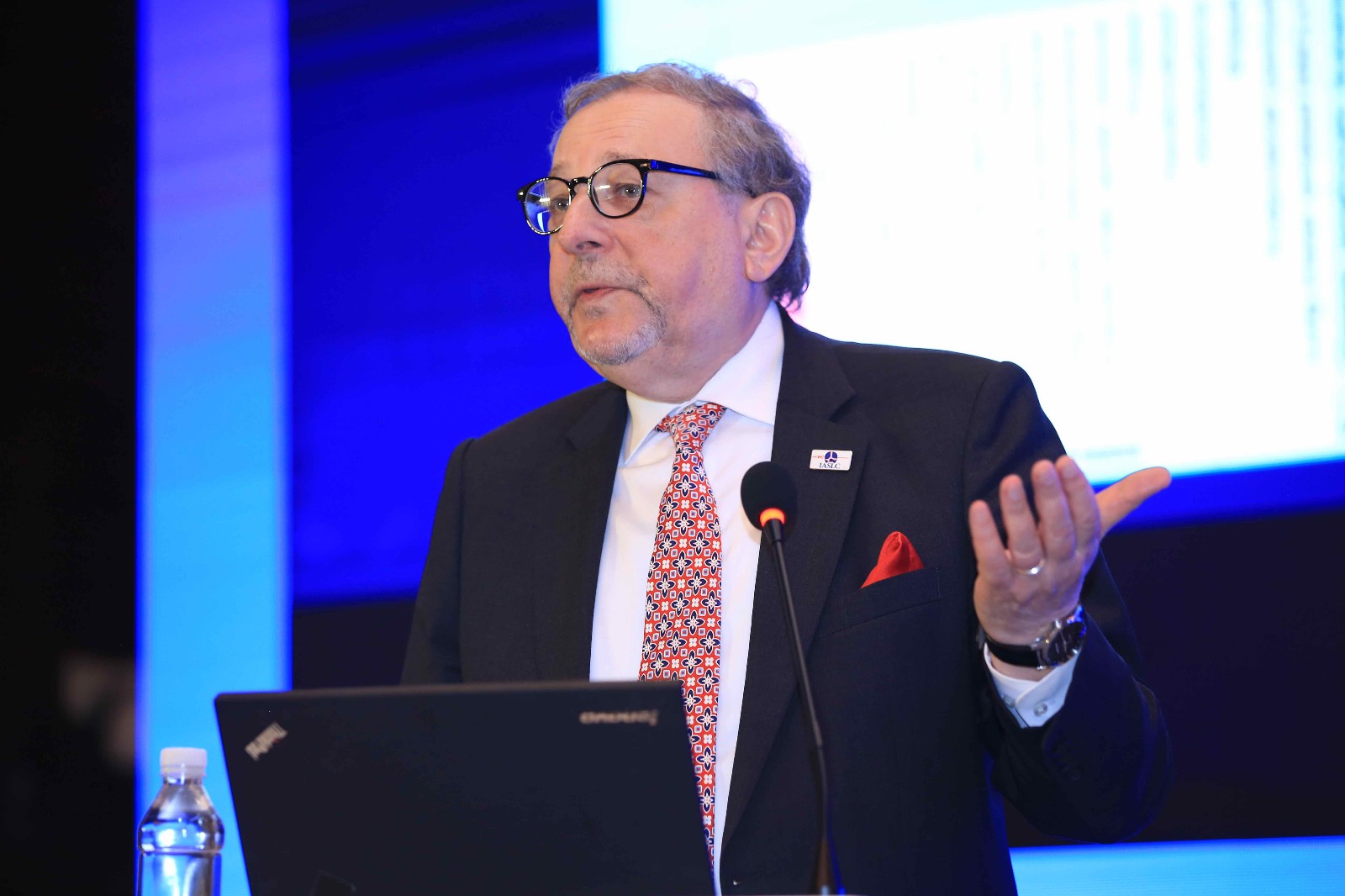 肺癌的发现与诊疗直播录像,肺癌精准诊疗高峰论坛