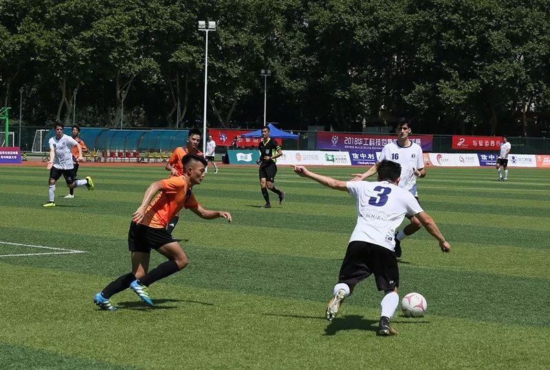 全球名校“世界杯”开赛啦！朋友圈已被高颜值的小鲜肉刷屏