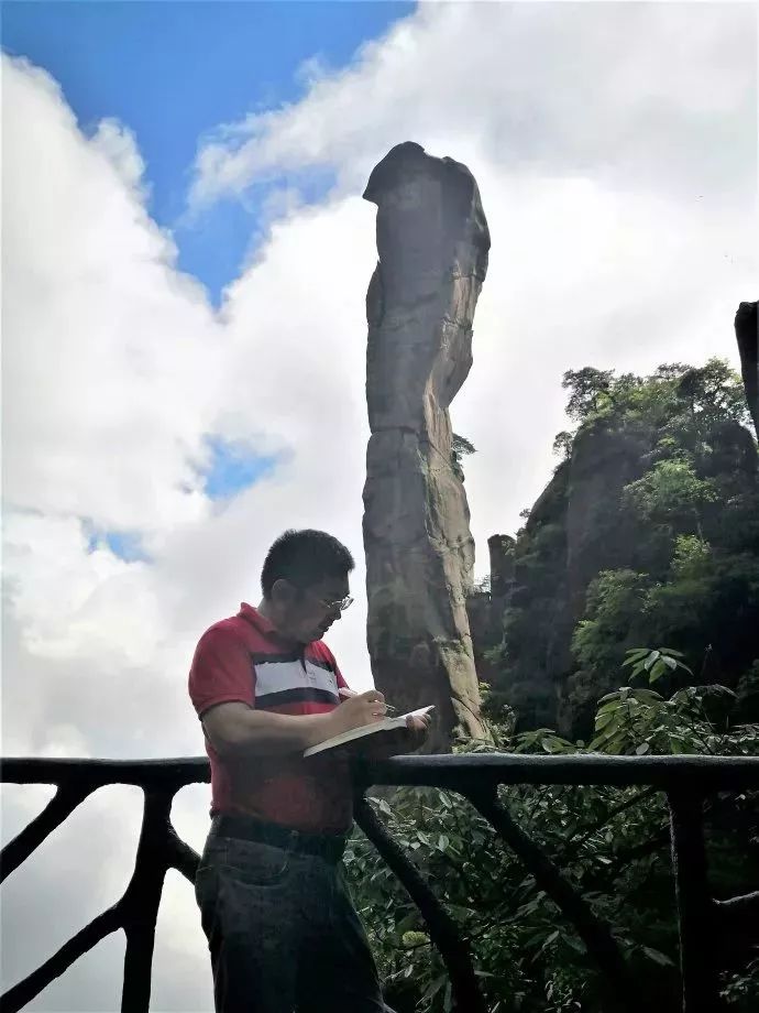 三清一绝“巨蟒出山”的文化底蕴与民族尊严