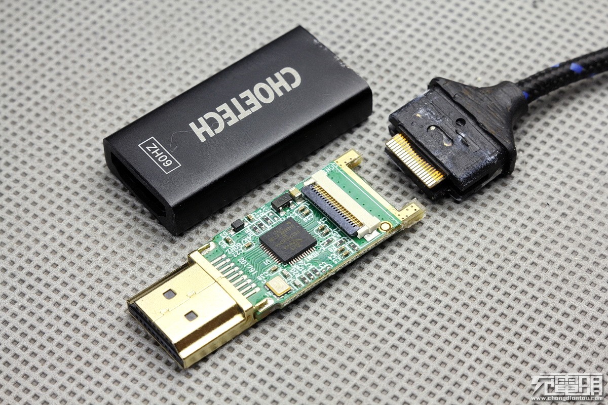 如何将手机屏幕投到显示屏上,手机怎么直接投到显示屏