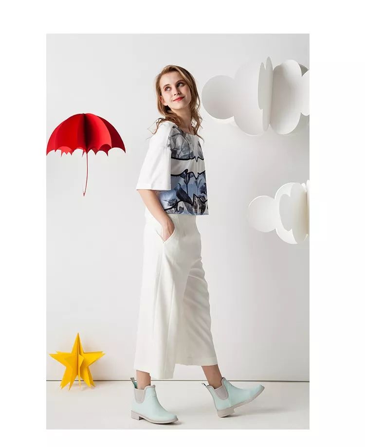 下雨天穿雨衣怎么好看,下雨天穿雨衣怎么才能保证不湿