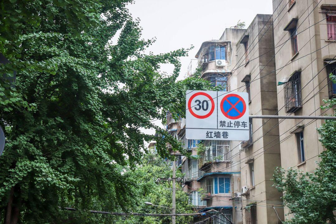 宽窄巷子旁边的物美价廉的巷子,宽窄巷子周边特色小街