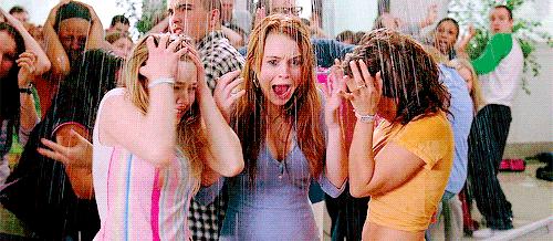 最美不是下雨天，是你穿过的那双雨鞋！一秒瘦脚，超软耐磨！