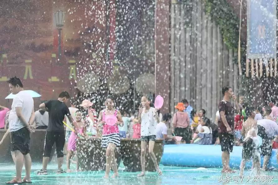 足球宝贝啤酒节,世界杯足球宝贝现场表演